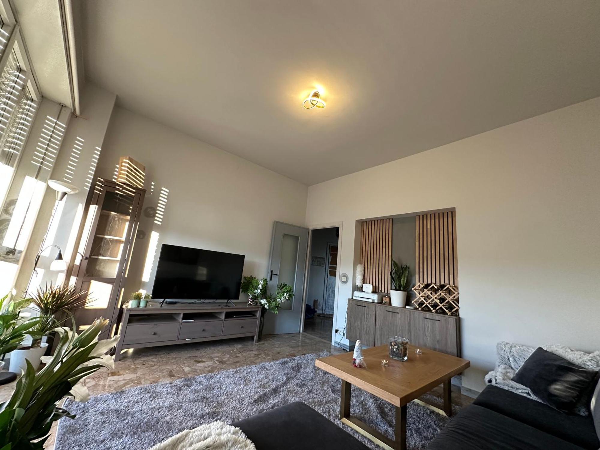 Affordable 3 Roms Appartment With Special Price Summer 2025 Дольяні Екстер'єр фото